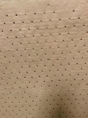 Glatte Oberfläche 1,2 mm Dicke Perforiertes Kraftpapier zur Verpackung